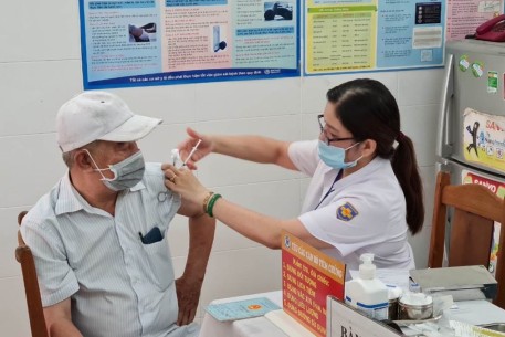 Trạm Y tế với công tác tiêm vắc xin phòng COVID-19