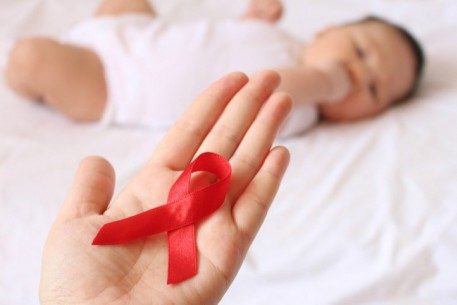 Để tiến đến mục tiêu “không còn trẻ em nhiễm HIV”!