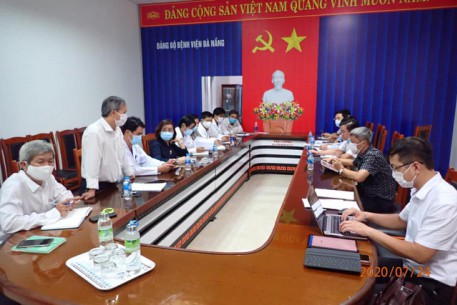 Tập trung tối đa mọi nguồn lực để điều trị ca bệnh COVID-19 ở Đà Nẵng