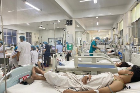 Bộ Y tế: Ca mắc sốt xuất huyết tiếp tục tăng, nguy cơ dịch chồng dịch