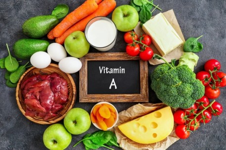 Một số loại vitamin quan trọng giúp đôi mắt sáng khỏe trong mùa thi