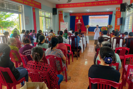 Tăng cường truyền thông chăm sóc và điều trị tăng huyết áp, đái tháo đường tại xã Hòa Tiến