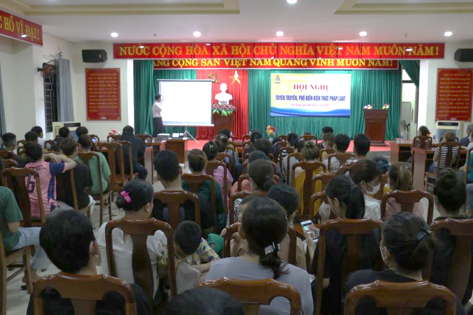 tuyen truyen HIV 2