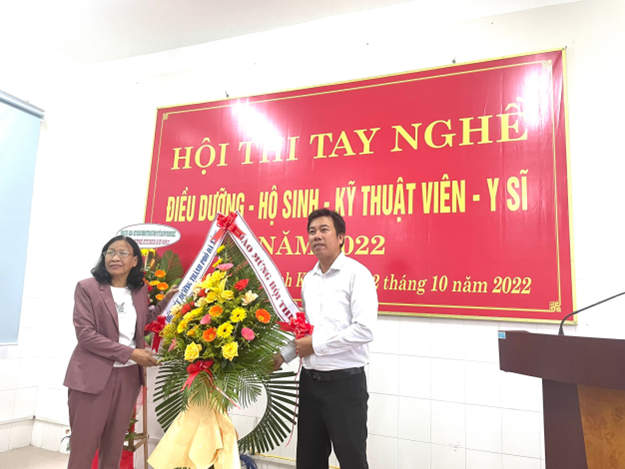 Hoi thi tay nghe