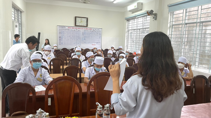 Hoi thi tay nghe3