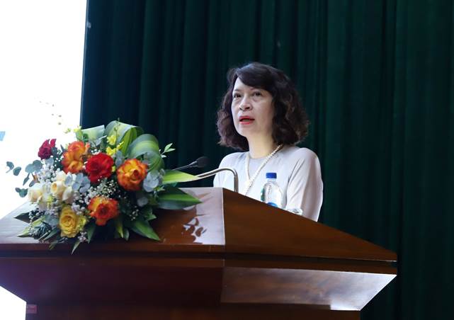 thu truong huong1