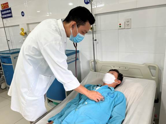 khám chữa bệnh